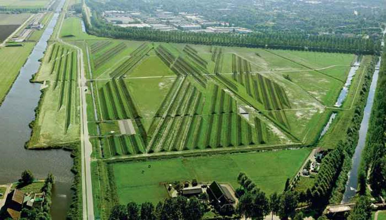 Dit vreemde landschap beperkt het lawaai van vliegtuigen