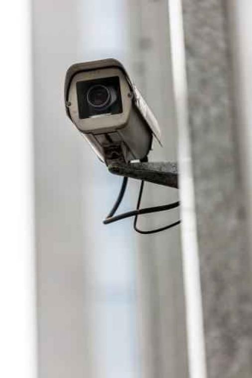 Grouwels hekelt terughoudendheid politiezones over videobeveiligingsplatform