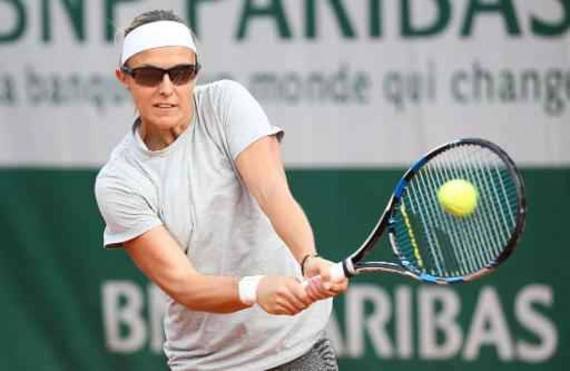 Kirsten Flipkens kansloos onderuit in eerste ronde Roland Garros