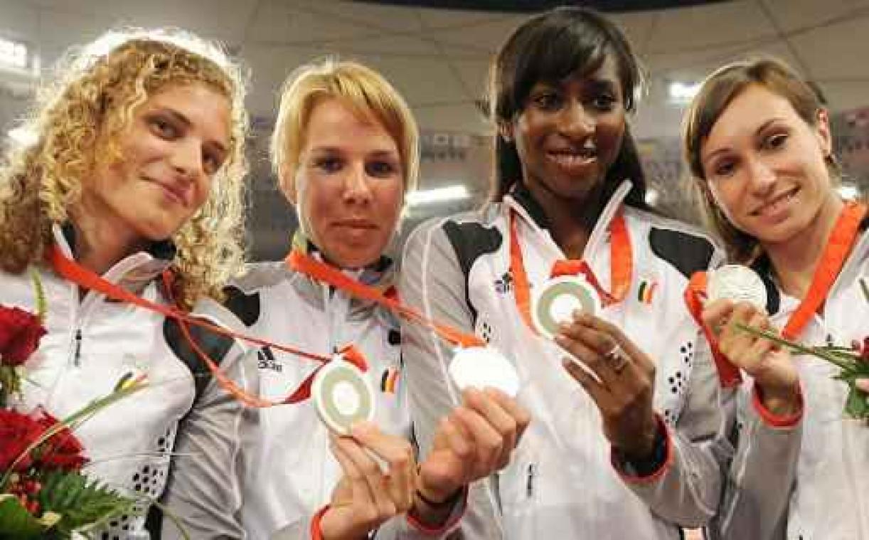 OS 2008 - Belgische vrouwen kunnen acht jaar later voor groene tafel goud pakken op 4x100 meter