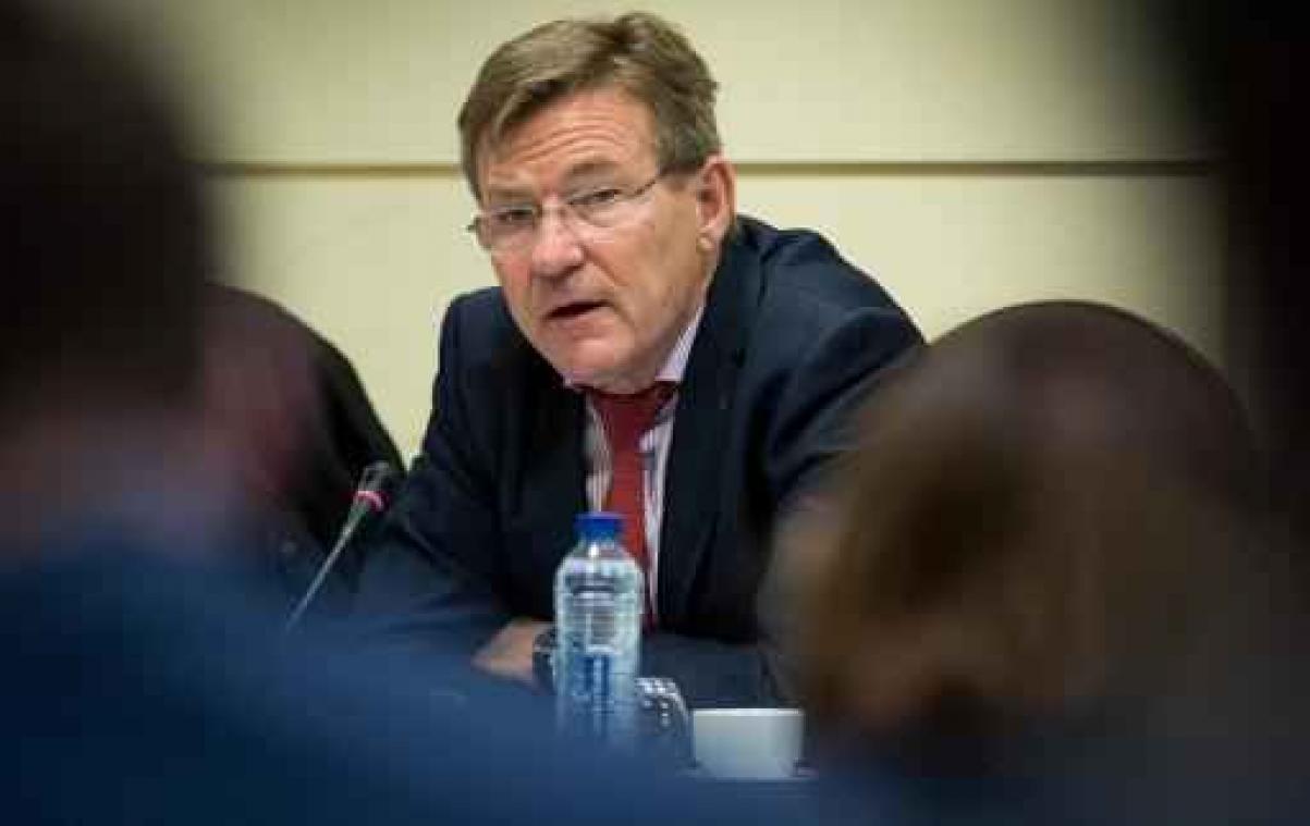 "Fraudecijfers waren luchtbellen" (Van Overtveldt)