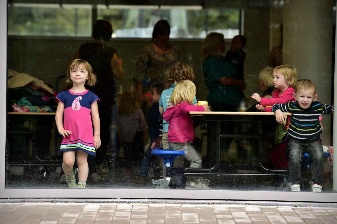 Kinderen zonder schoenen presteren beter op school