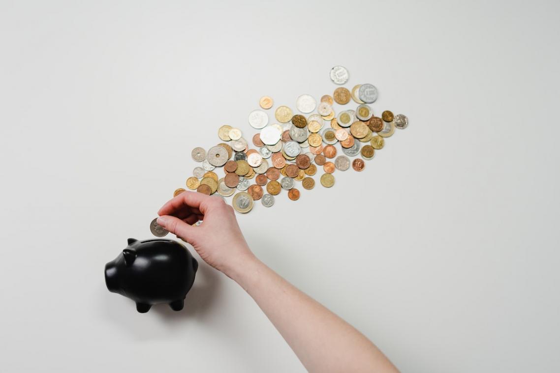 Het belang van een zakelijke spaarrekening: financiële stabiliteit voor ondernemer
