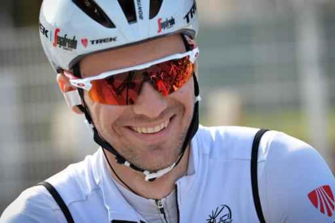 Edward Theuns sprint naar zege in Knokke-Heist