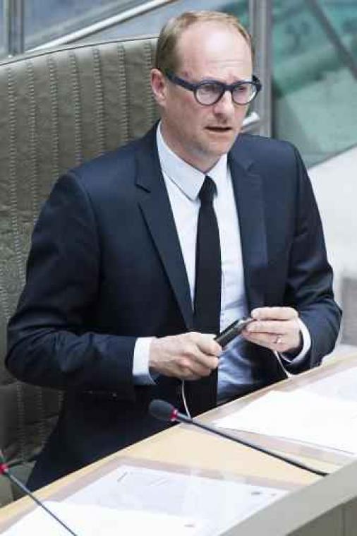Weyts pareert Brusselse kritiek op verbreding Brusselse ring