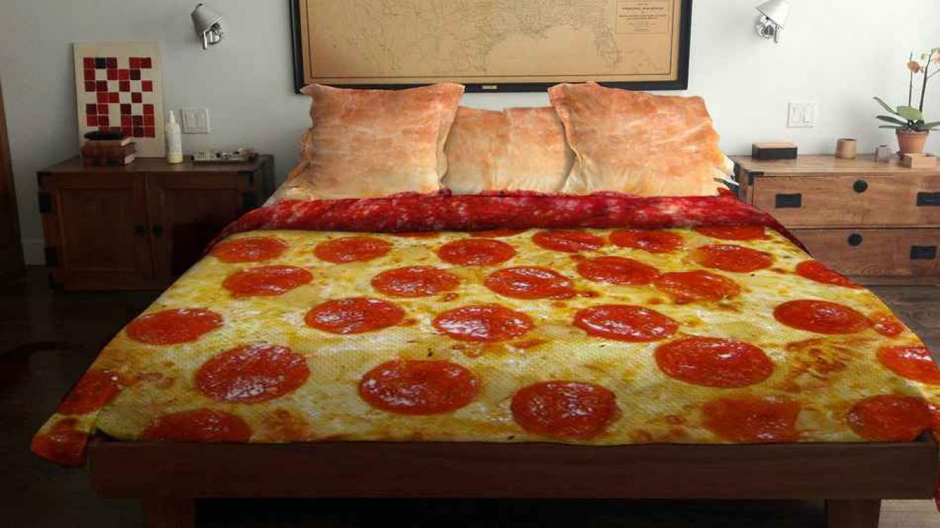 Lig lekker knus in deze pepperoni pizza