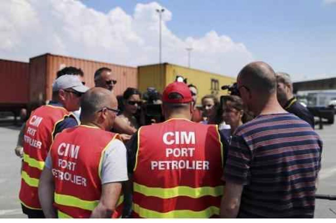 Brandstofdepots in Frankrijk vrijgemaakt, slechts één geblokkeerd