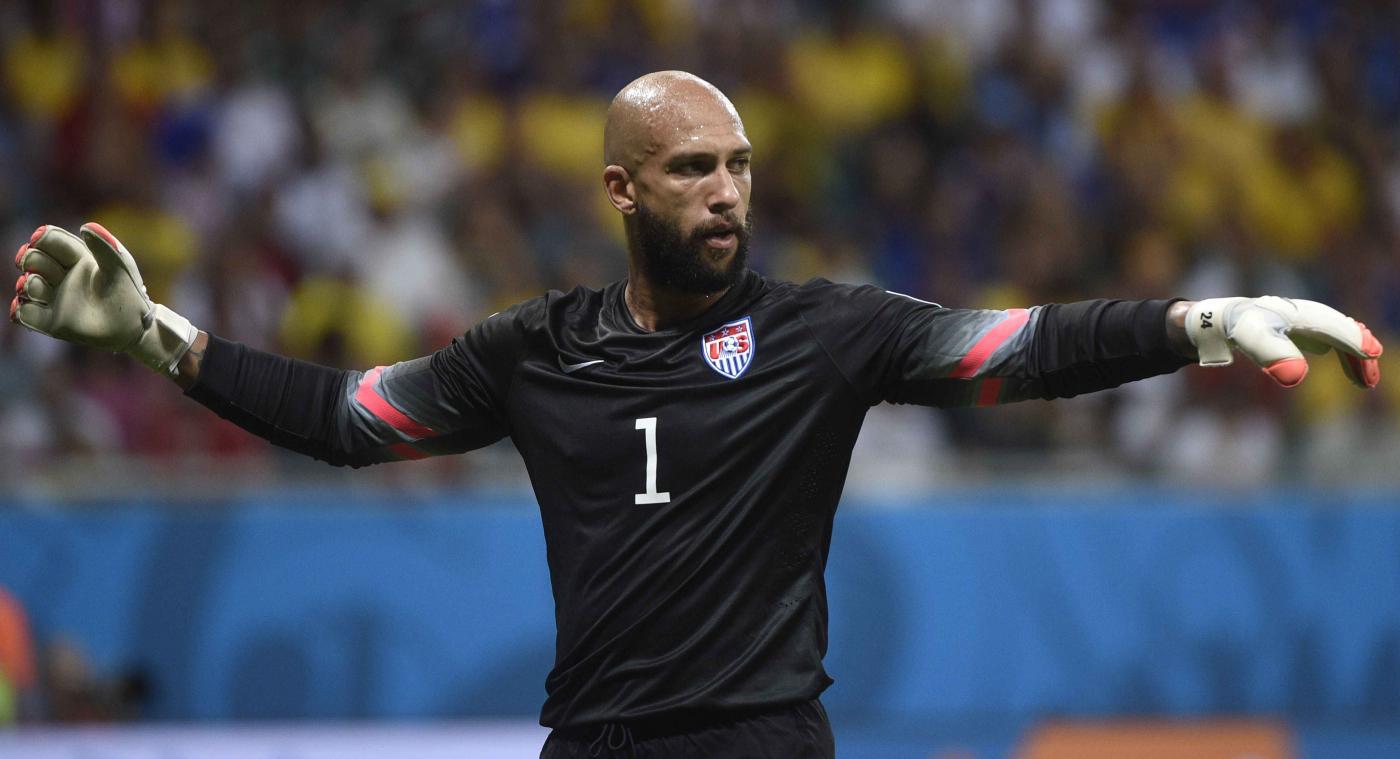 Deze 8 foto's bewijzen dat Tim Howard letterlijk alles kan redden