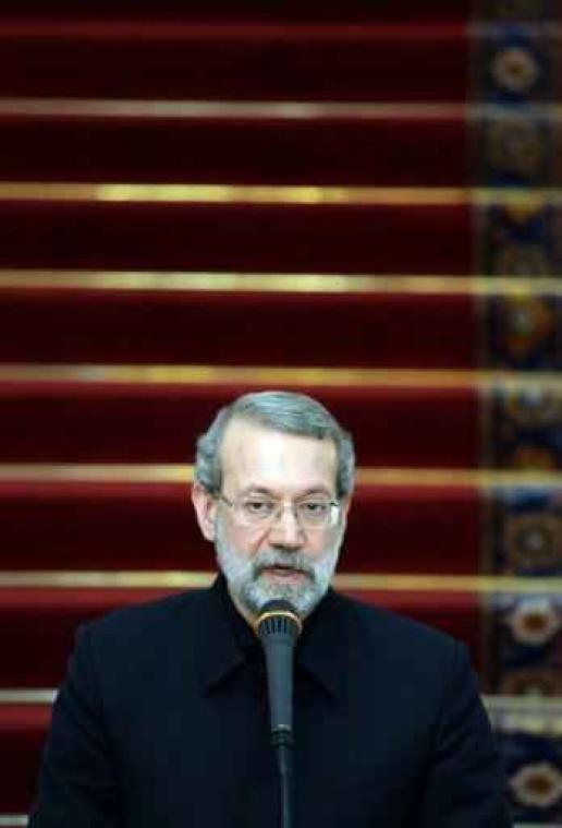 Gematigde conservatief Larijani blijft parlementsvoorzitter in Iran