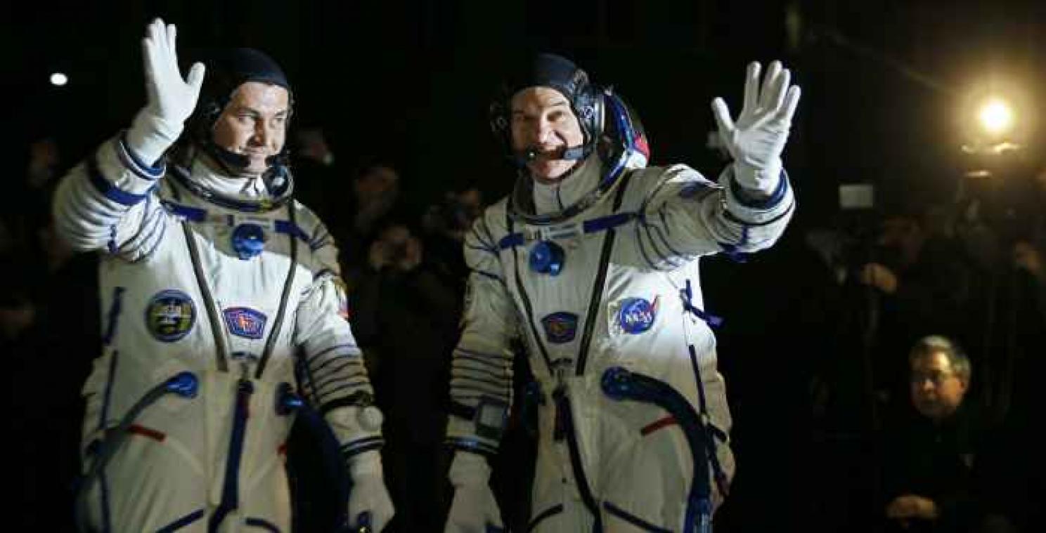 Mark Zuckerberg spreekt met astronauten van ruimtestation ISS