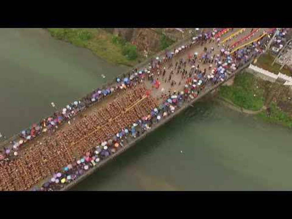 China breekt record met langste drakenboot ter wereld