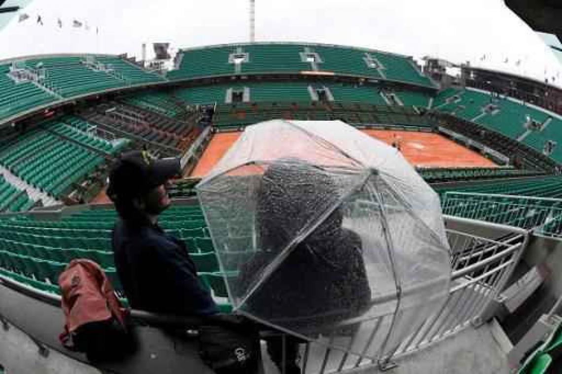 Weergoden houden tennissers op Roland Garros van de baan