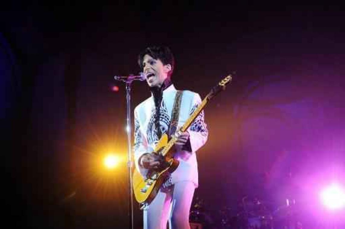 Officieel bevestigd: Prince is aan krachtige pijnstiller overleden