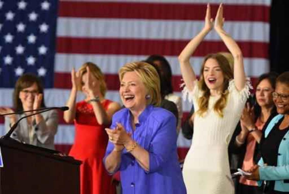 Race Witte Huis - Hillary Clinton wint voorverkiezingen in Maagdeneilanden