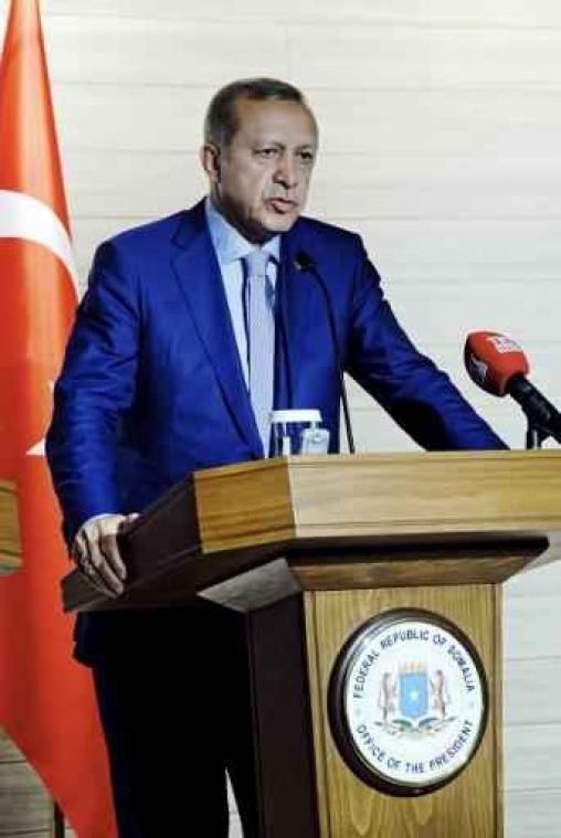 Erdogan zet Turkse vrouwen aan minstens drie kinderen te hebben