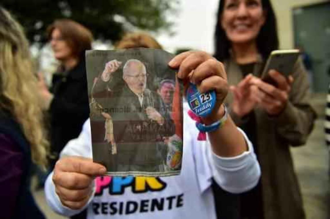 Nek-aan-nekrace bij presidentsverkiezingen in Peru