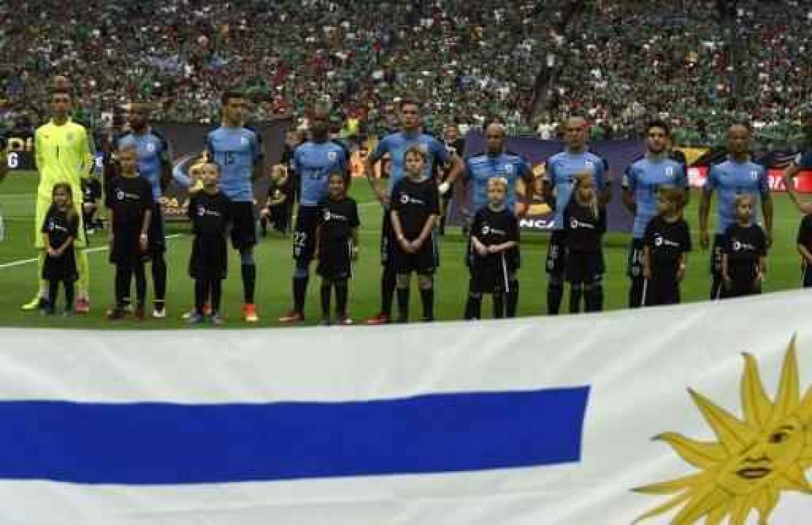 Verkeerde hymne en een nederlaag voor Uruguayaanse elf in Copa America