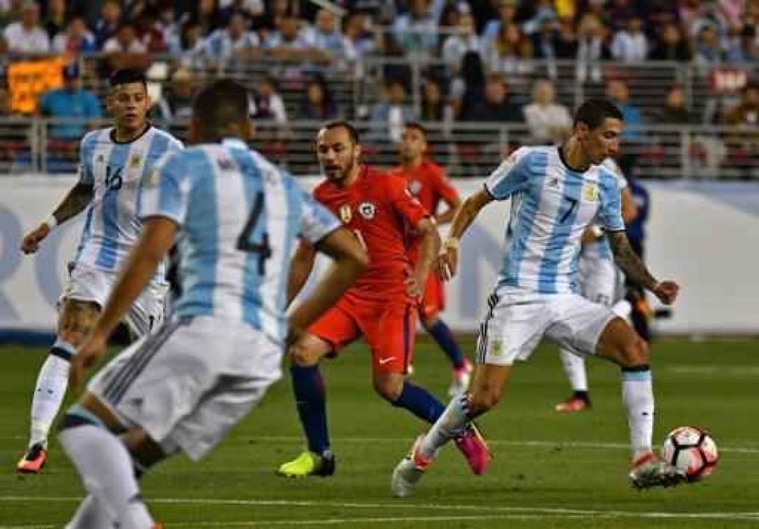 Argentinië, zonder Messi, neemt revanche tegen Chili