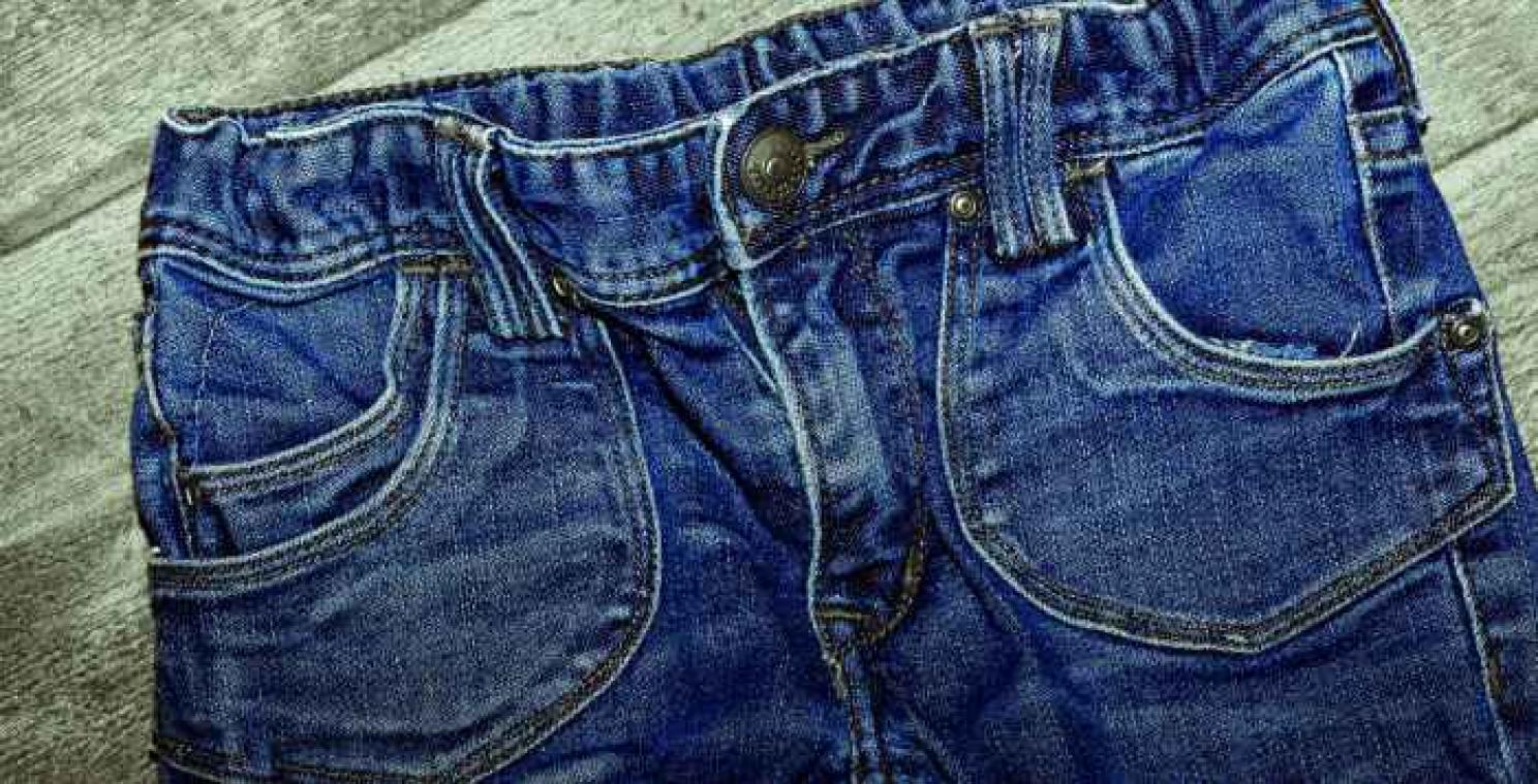 Dronken feestvierder vindt zijn broek terug dankzij het internet