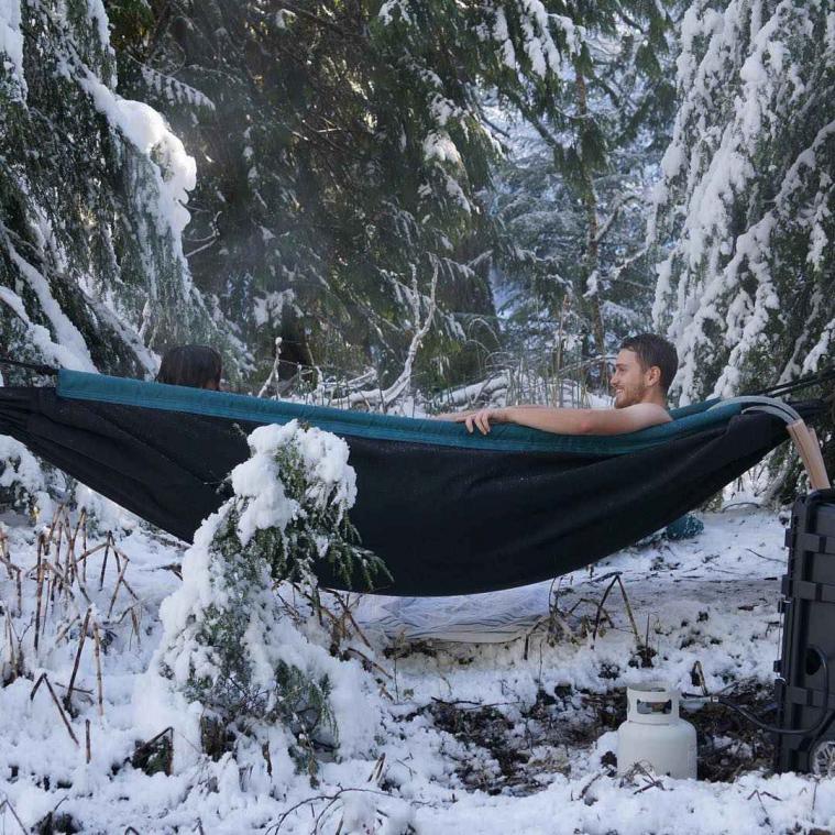 Deze jacuzzi en hangmat in één is de beste plek om te relaxen