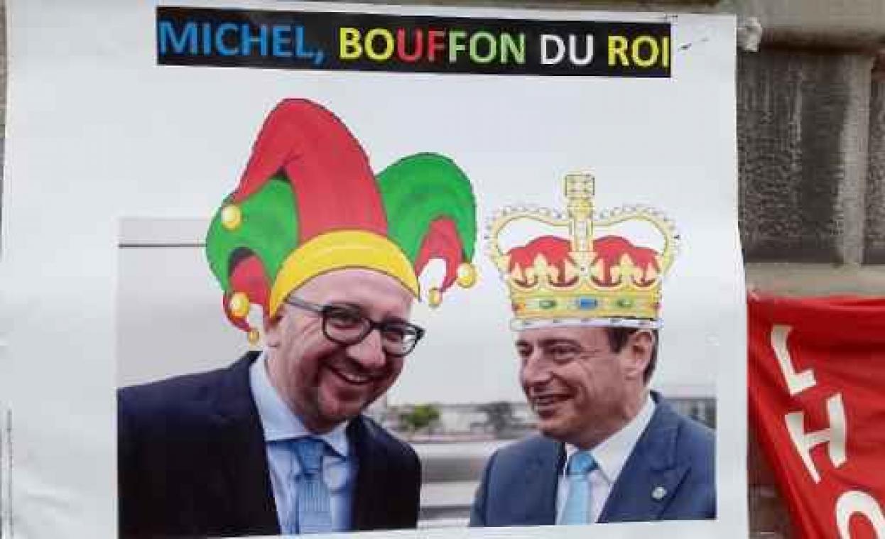 Twintigtal cipiers uit Namen en Lantin bellen aan bij premier Michel
