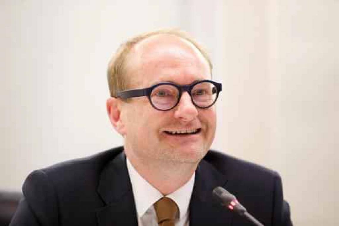 Minister Weyts geeft aftrap van huisdiercampagne