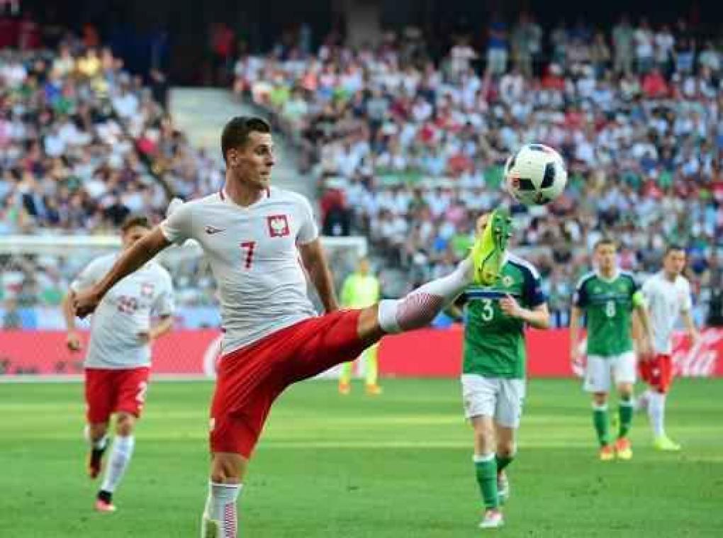 EK 2016 - Polen wint met kleinste verschil van Noord-Ierland