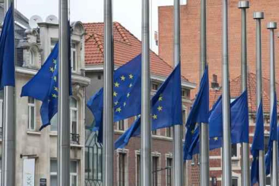 Bijna 900.000 mensen verwierven nationaliteit van EU-lidstaat
