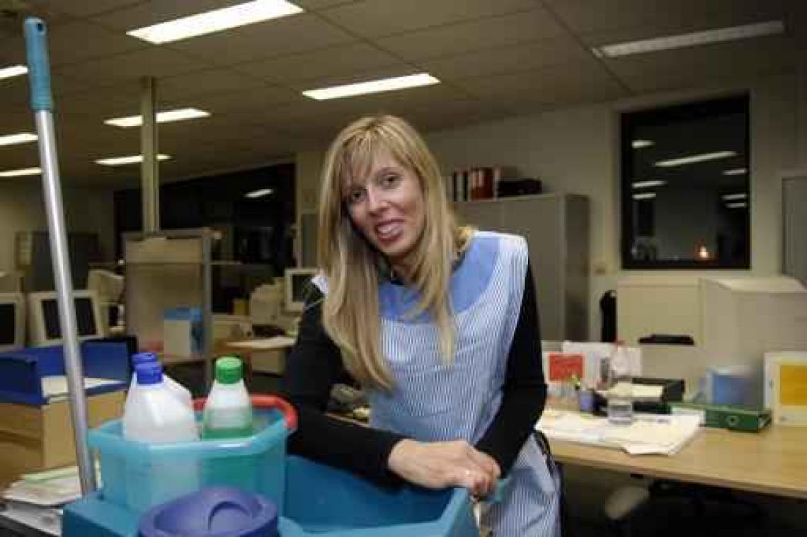 Vlaming is tevreden over poetsvrouw