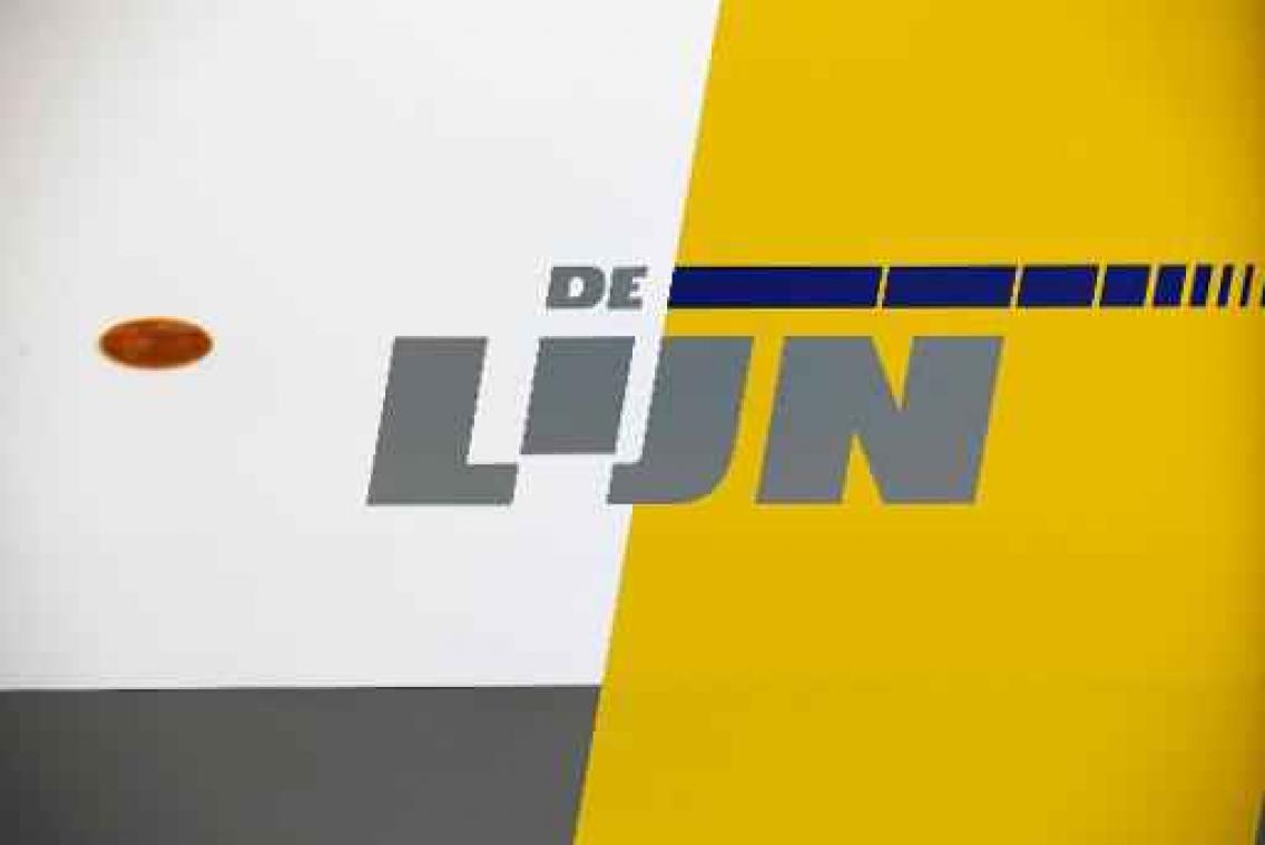 Jongen geeft vuistslag aan controleur De Lijn in Gent