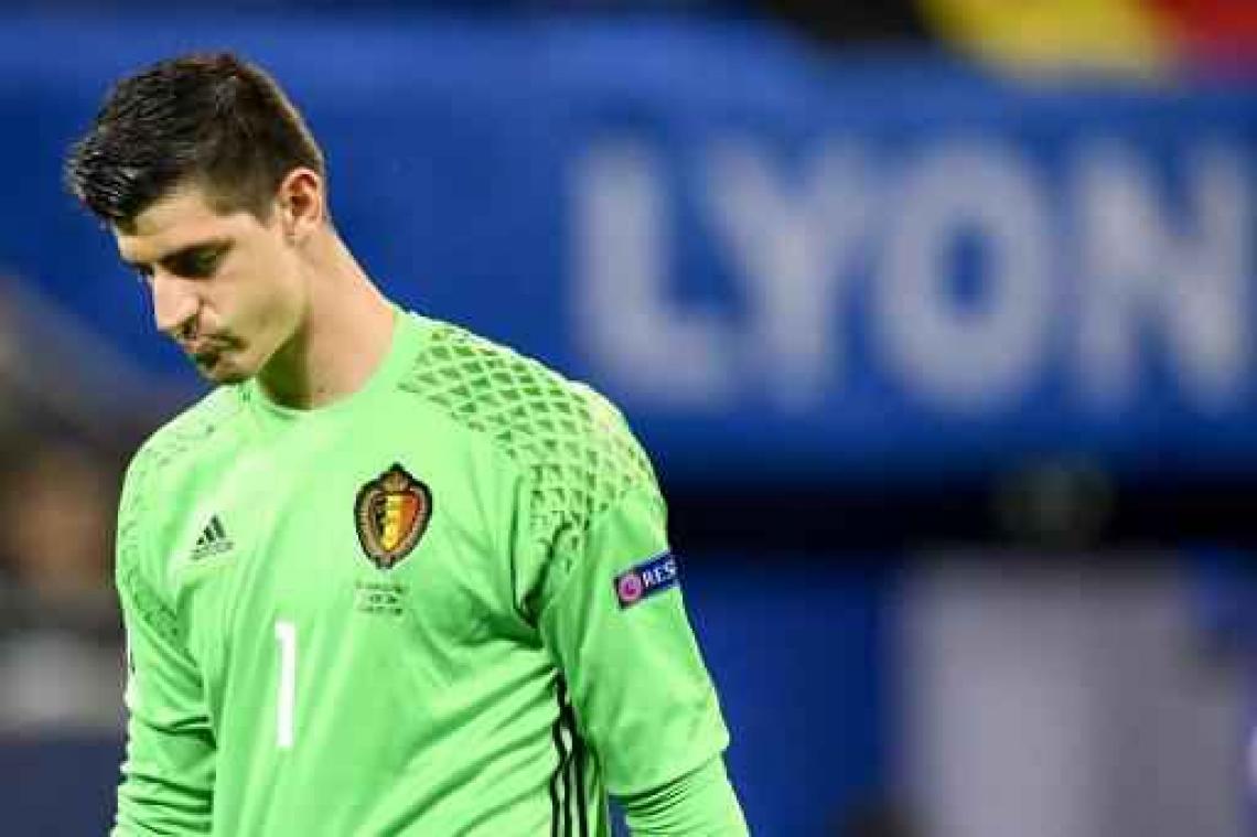 Wilmots "heeft al met Courtois en Nainggolan gepraat"
