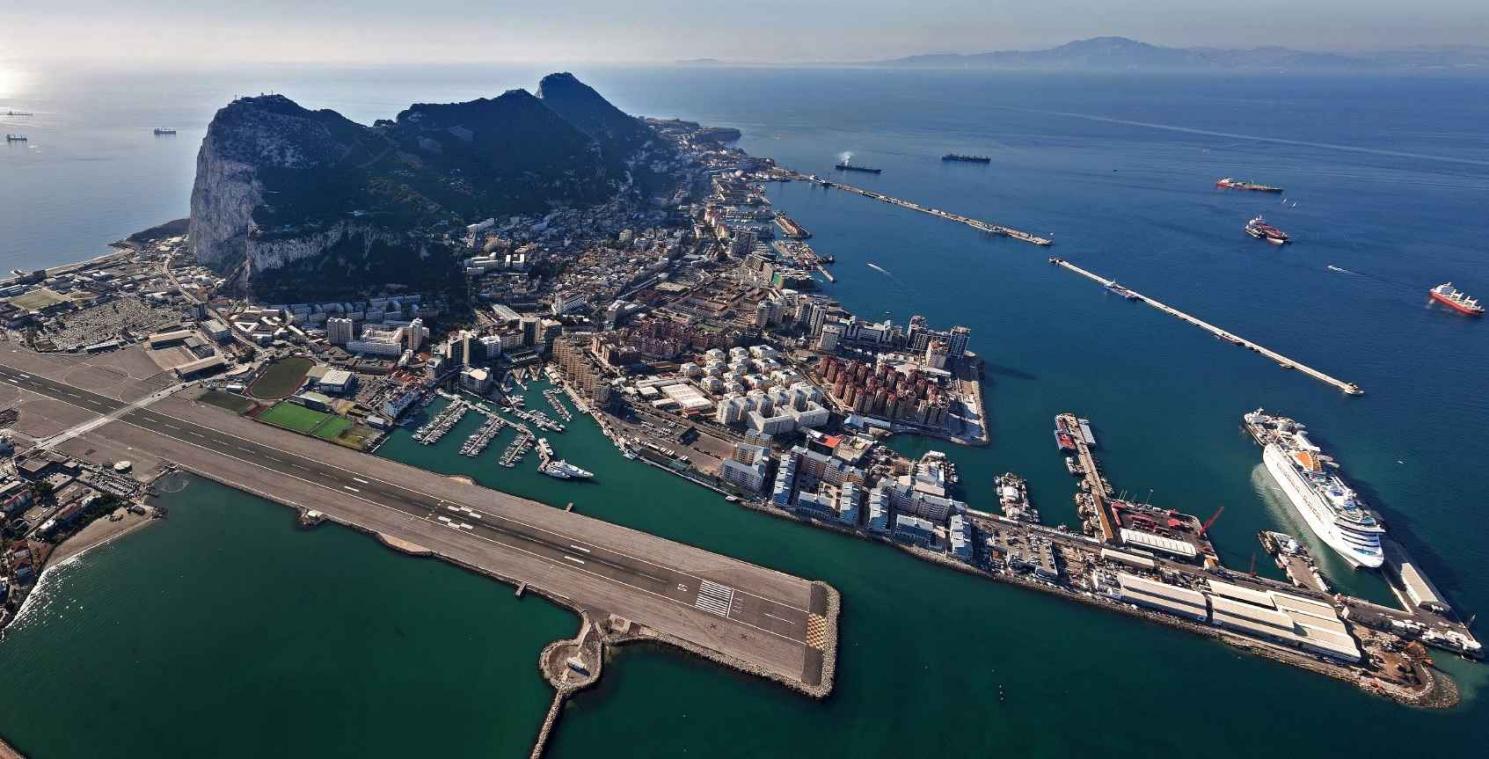 Bezoek premier Cameron aan Gibraltar pookt oude vete op