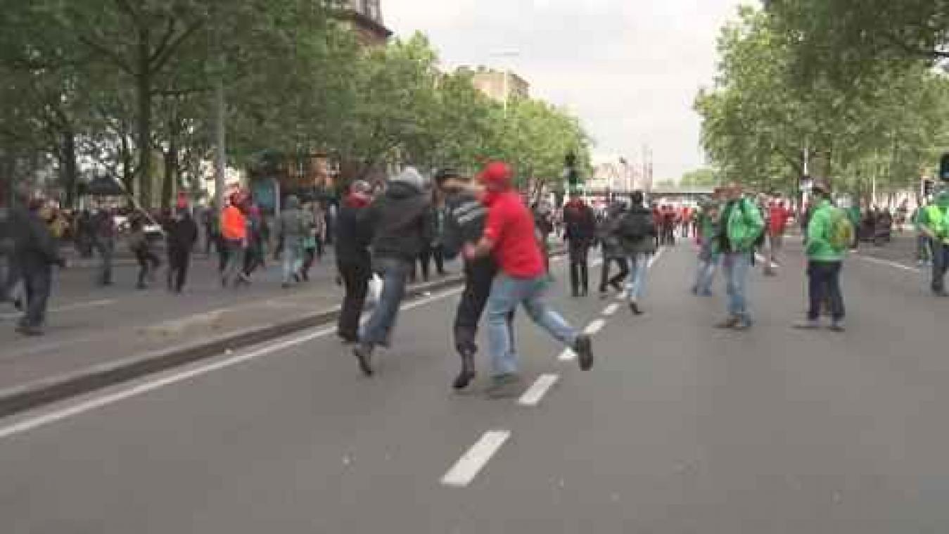 Betoger die commissaris neersloeg morgenochtend voor rechtbank