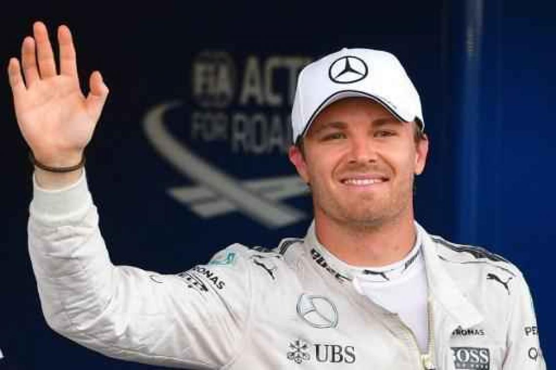 F1 - GP van Europa - Nico Rosberg verovert pole, Lewis Hamilton in de vangrails