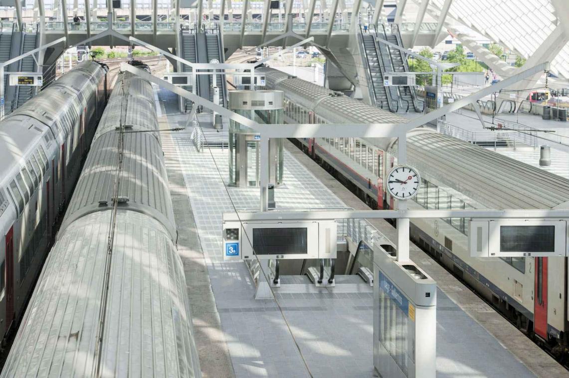 NMBS overweegt afzonderlijke treindiensten op zaterdag en zondag