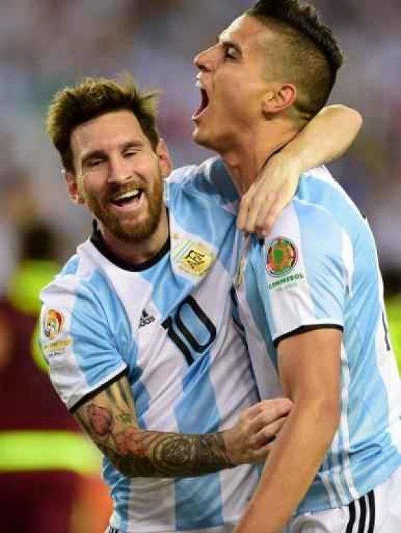 Argentinië en Chili bij laatste vier in Copa América