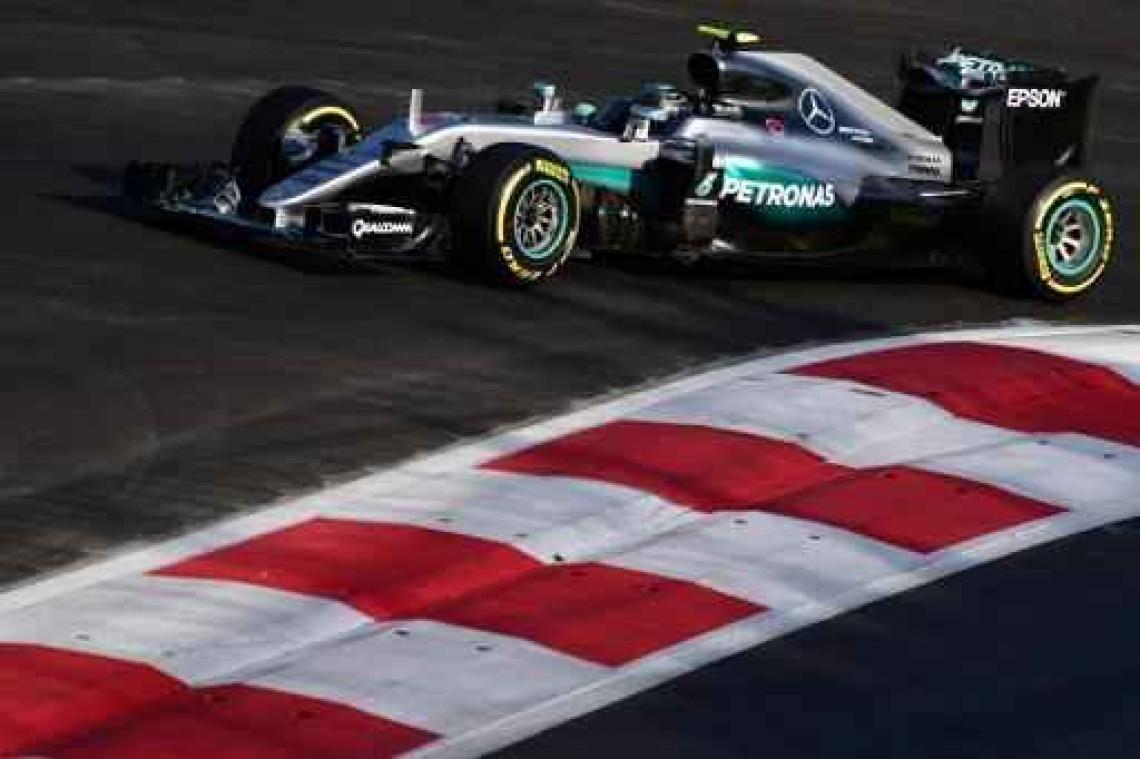 Rosberg verstevigt WK-leidersplaats met zege in Bakoe