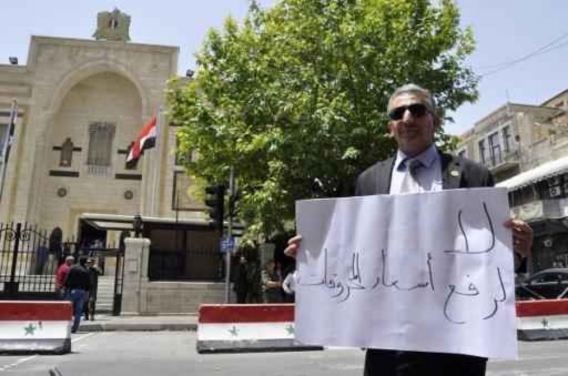 Protest tegen stijgende prijzen in Syrische hoofdstad Damascus