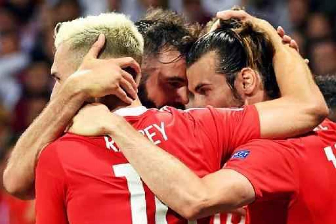 EK 2016 - Wales trapt Rusland uit het toernooi en wint poule