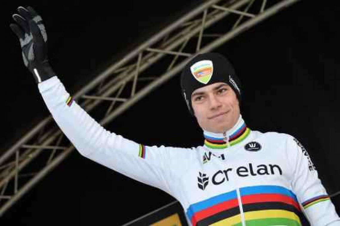 Wout van Aert verlengt contract bij Crelan-Vastgoedservice tot 2019