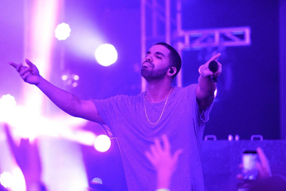 Drake verliest 53.000 euro bij weddenschap over basketbal
