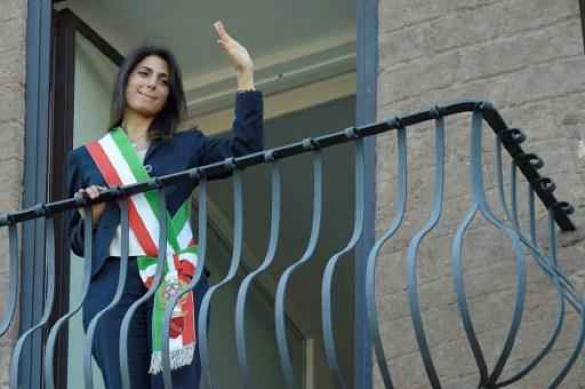 Eerste vrouwelijke burgemeester van Rome trekt Capitool in