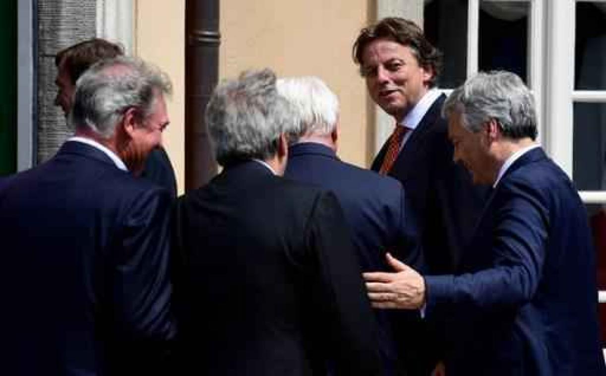 Stichtende landen EU vragen Londen spoedige start uitstapprocedure