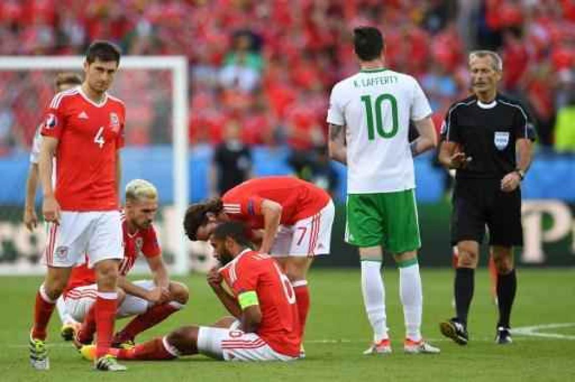 EK 2016 - Wales-aanvoerder Ashley Williams twijfelachtig voor kwartfinale