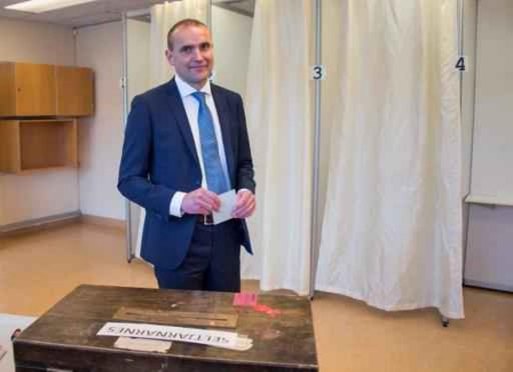 Presidentsverkiezing IJsland - Historicus Gudni Johannesson wordt nieuwe president