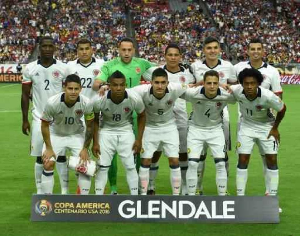 Carlos Bacca bezorgt Colombia derde plaats