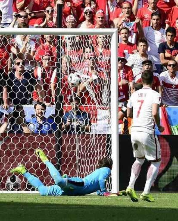EK 2016 - Poolse aanvaller Milik ziet ook kansen tegen Portugal