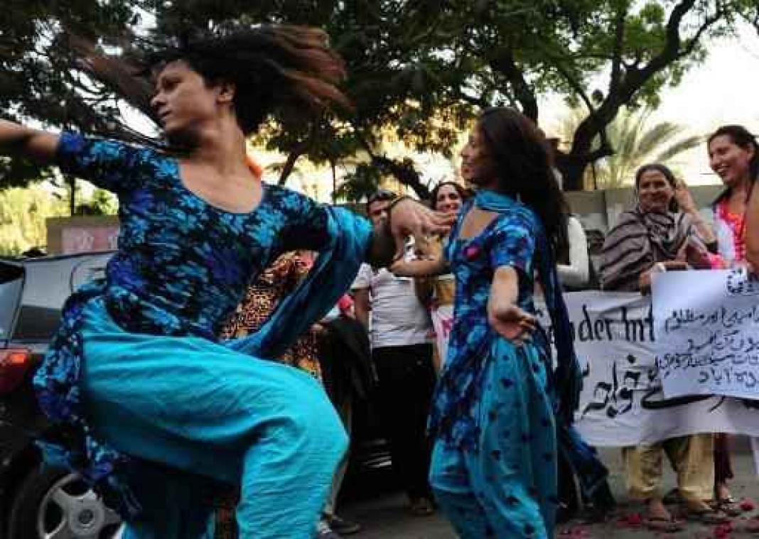 Pakistaanse mollahs steunen recht op huwelijk voor transgenders