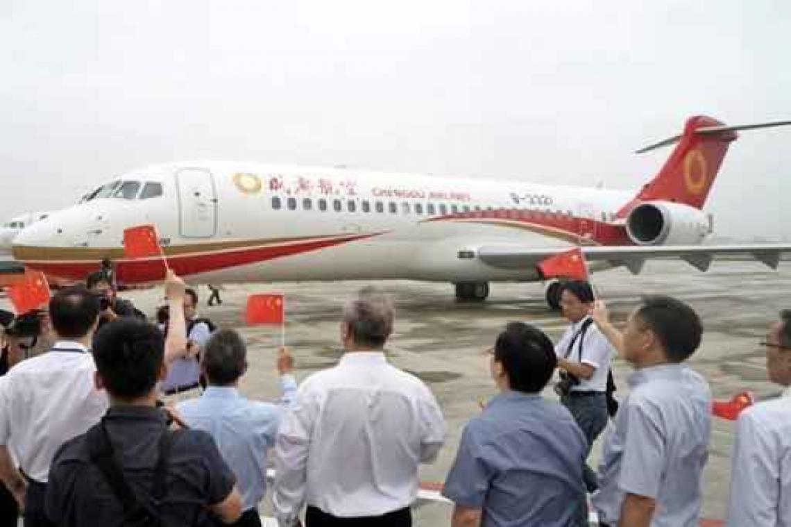 Dit is het eerste Chinese passagiersvliegtuig