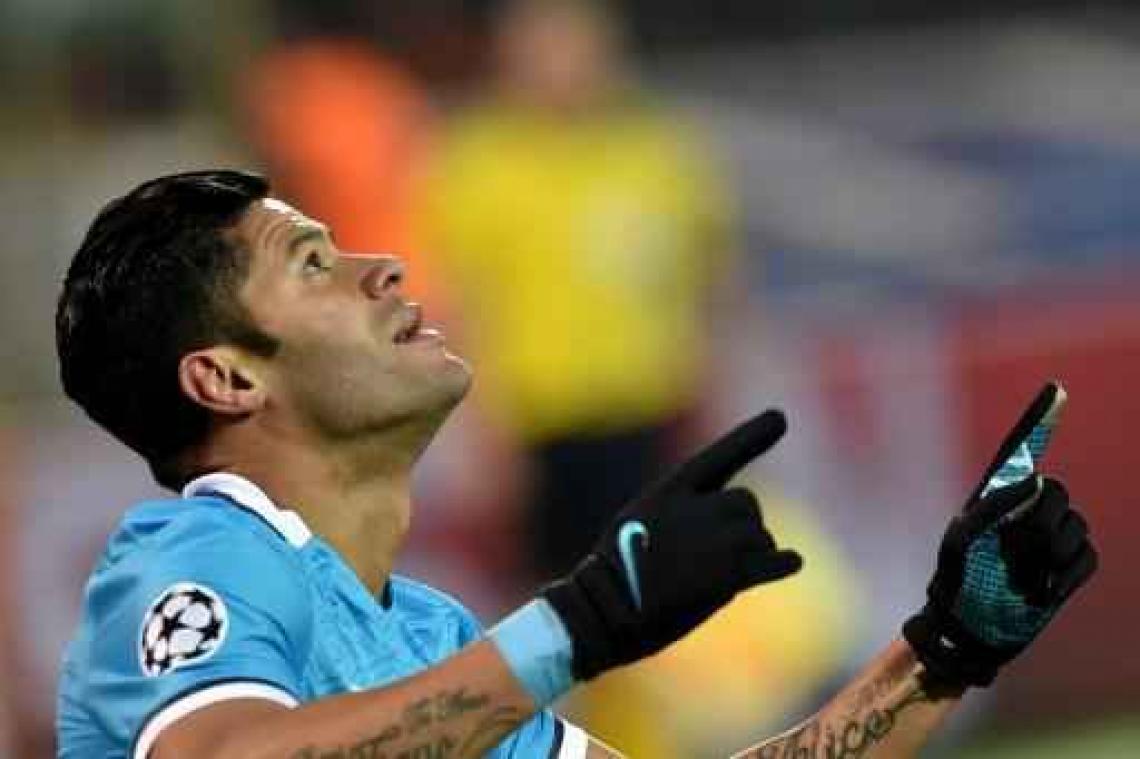 Hulk tekent donderdag in China
